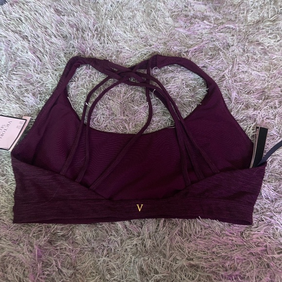 NWT Victoria’s Secret Minimum Support Sports Bra - Picture 3 of 5